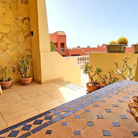Casa Loro, * Κόστα Κάλμα