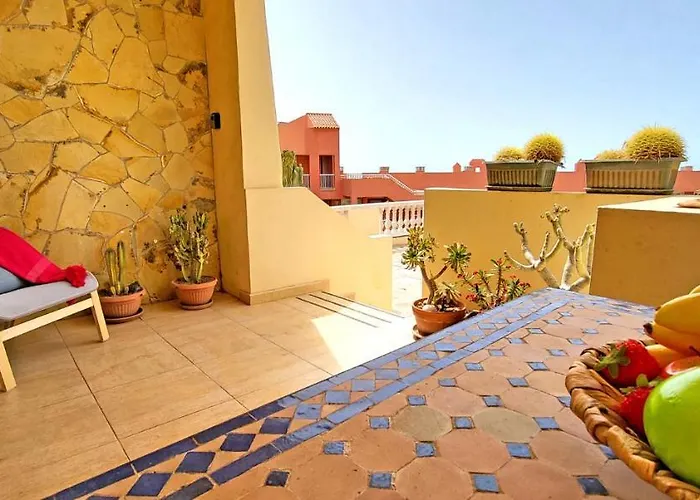 Casa Loro, * קוסטה קלמה