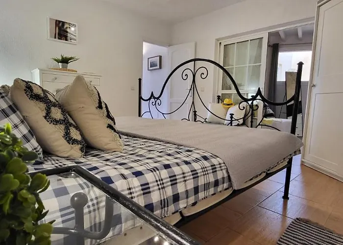 Casa Loro, קוסטה קלמה